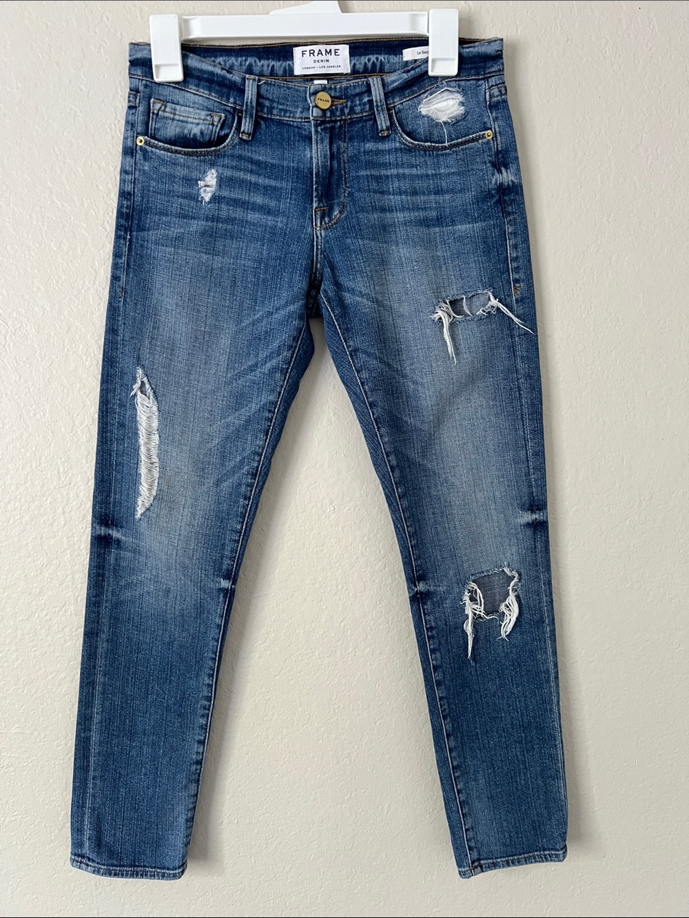 EUC Frame Denim Le Gracon Skinny Distressed Mid Blue Jeans in Size 24